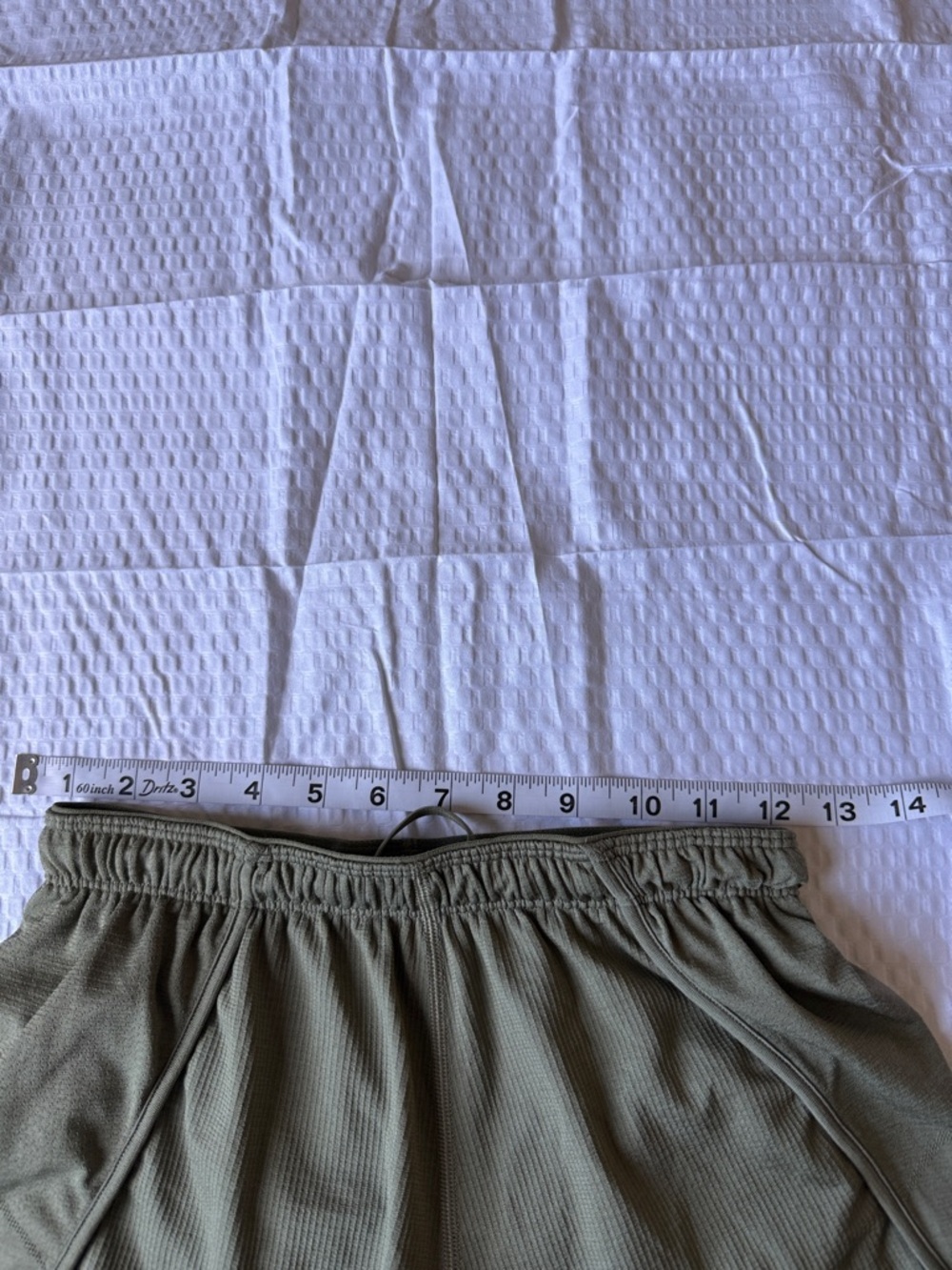 lululemon Olive Green Athletic Shorts with Elastic Waistband - Picture 9 of 13